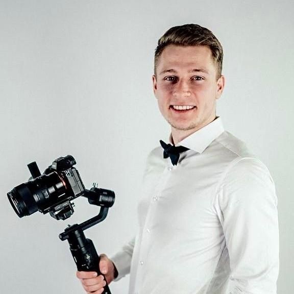 Aries Photo & Video