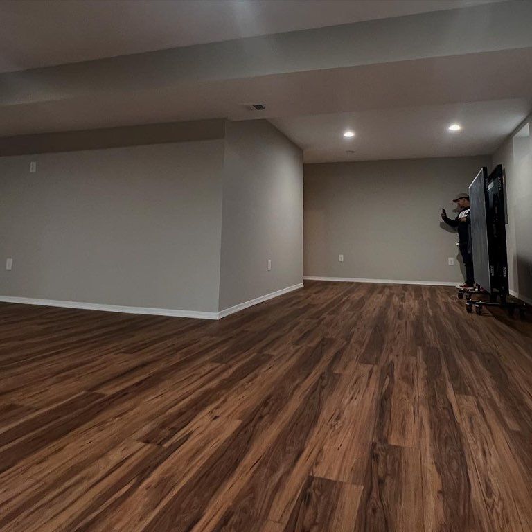 SJC CONTRACTORS LLC