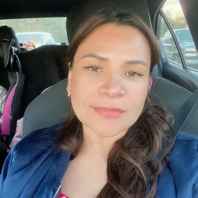 Avatar for Nilza cleaning house