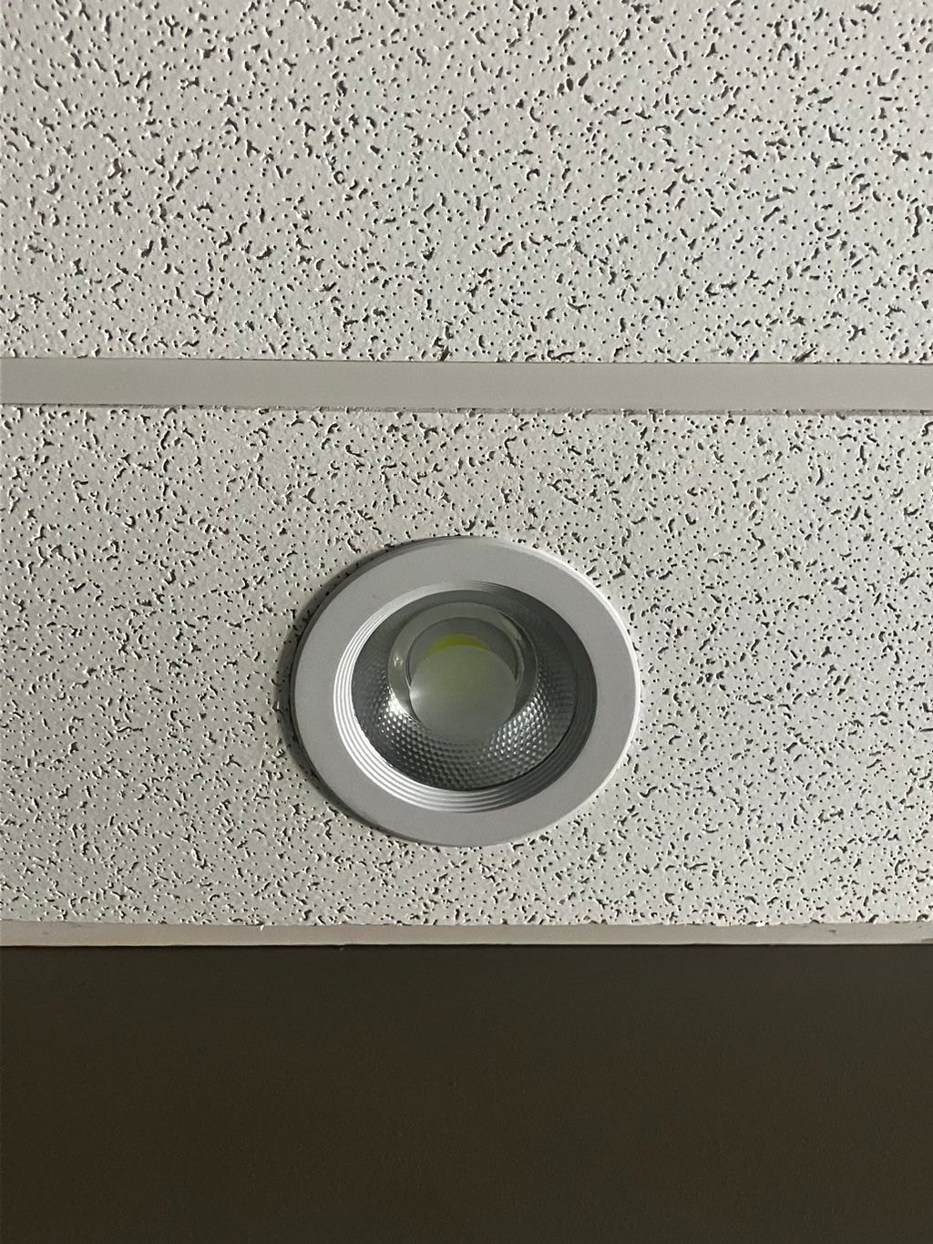 Recessed light installations 