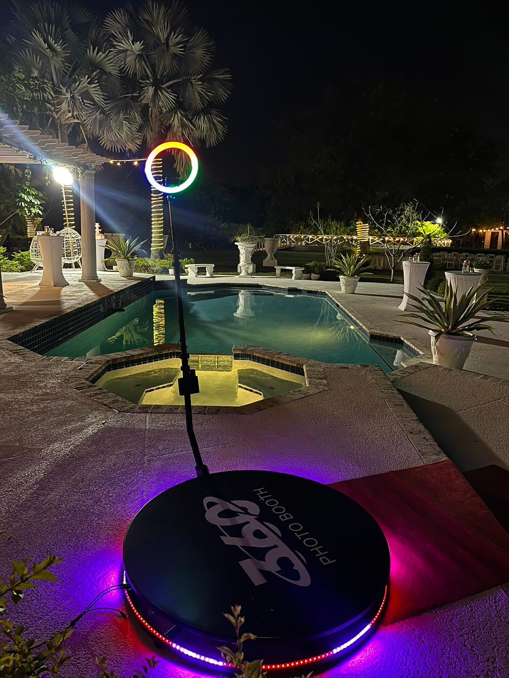 Minimal Wedding Setup By the Pool.