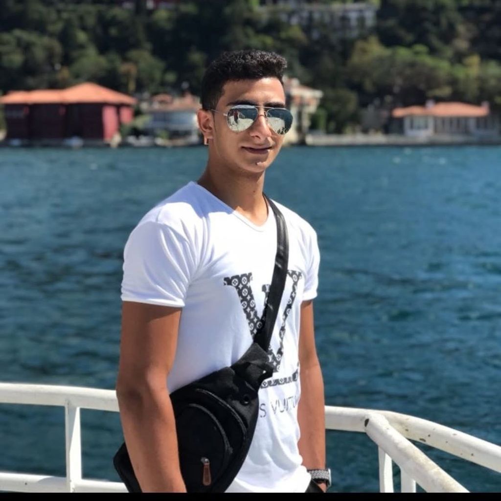Ali sh