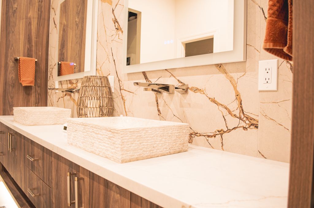Bathroom vanity 