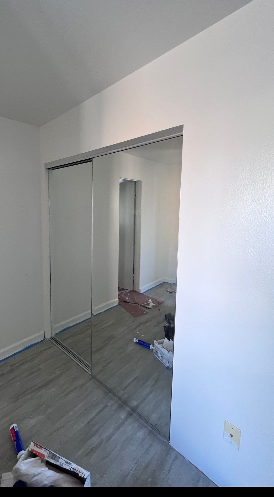 Mirrors Closet door 