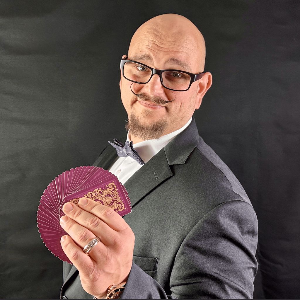 BigJoeyMagicShowy