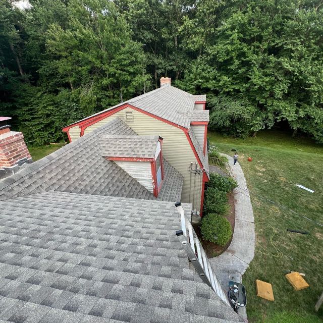 CHARLIE’S CONSTRUCTION INC