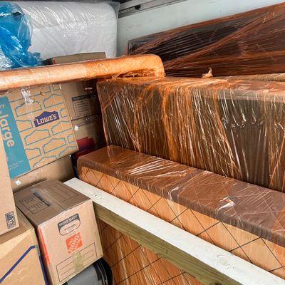 Avatar for MiracleMovesCT LLC