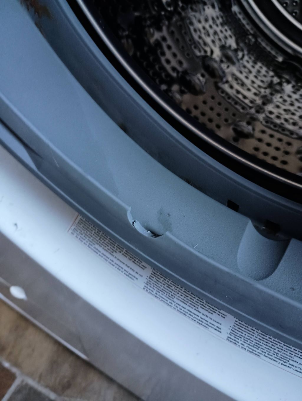 Damaged door seal 