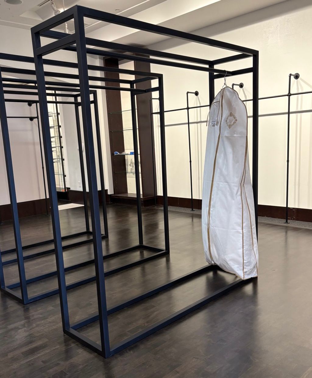 Luxury minimalist display stand