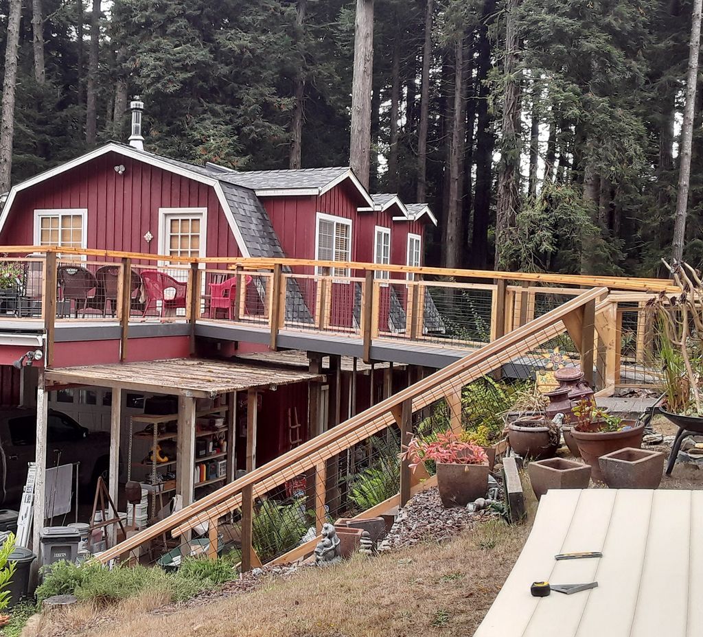 Roof Deck, Bridge, and Staircase