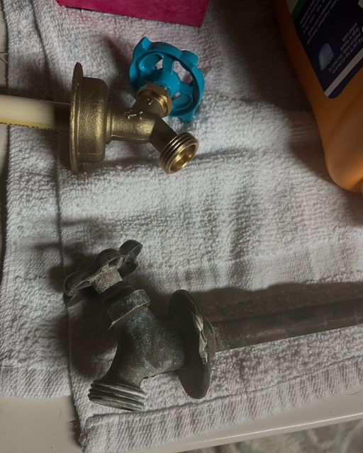 Old hose Bibb out new house bibb in