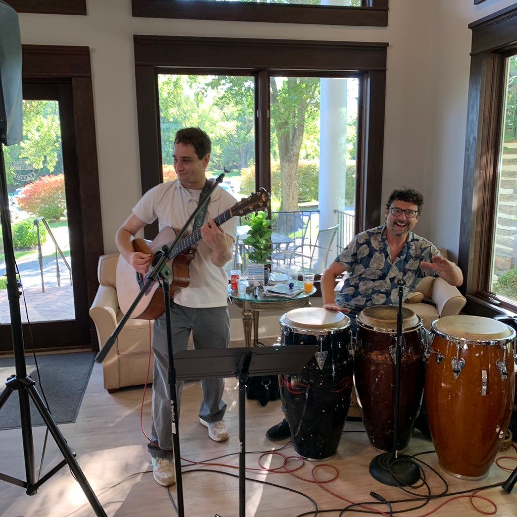 Strummin&Drummin - Dynamic Duos