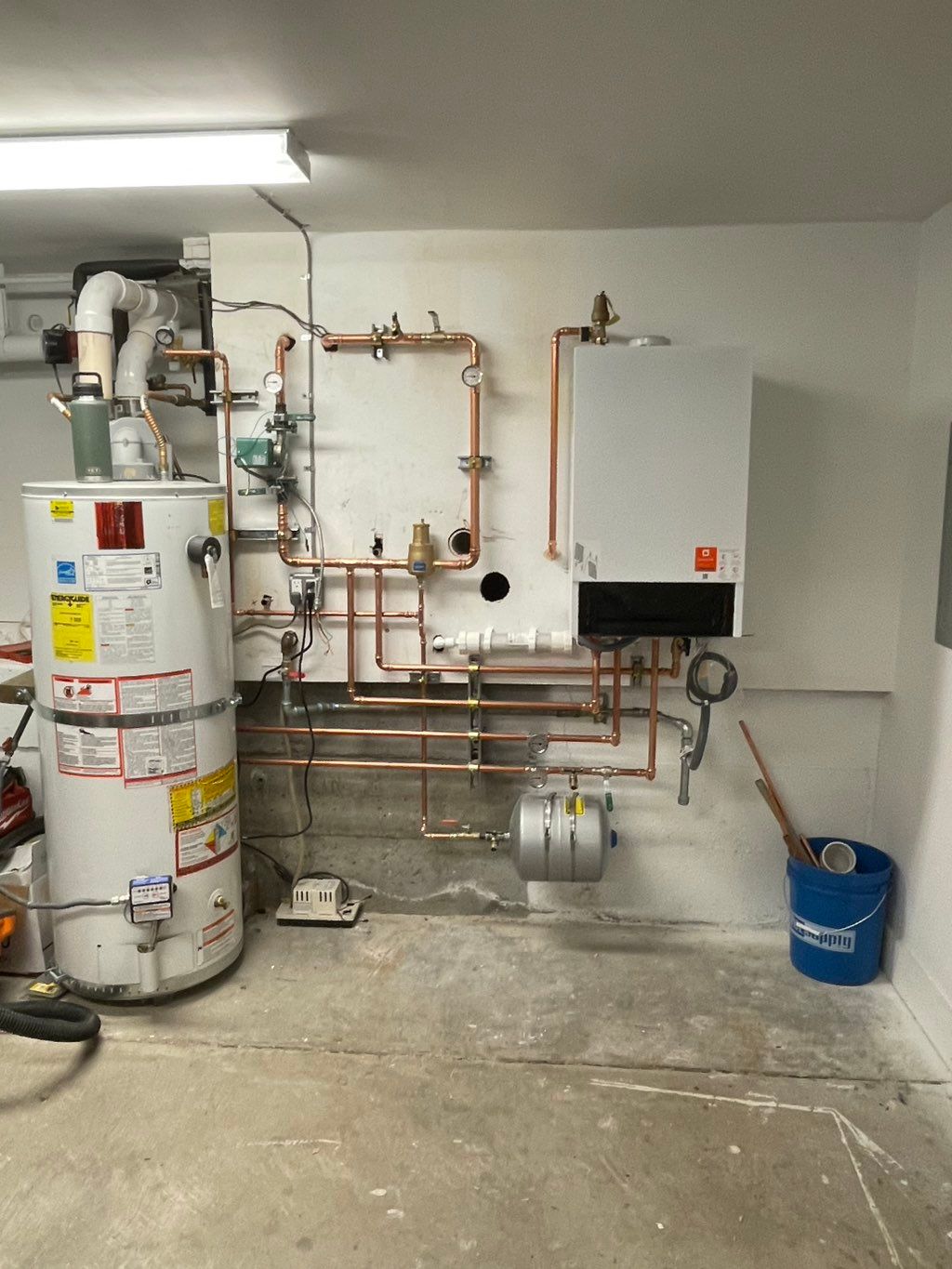 Hydronic boiler installation 