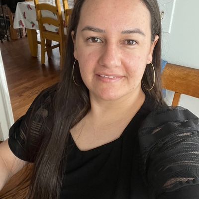 Avatar for Naiara Tomasi cleaning