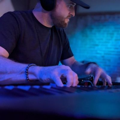 Avatar for Anchored Artists/Jacob Merlin