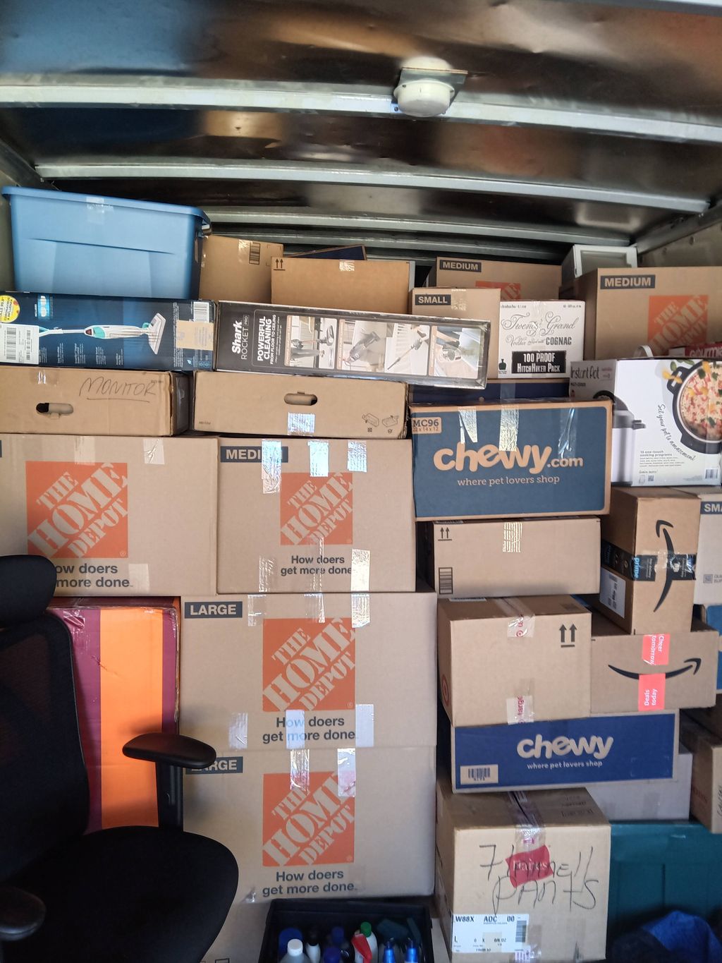 loading/unloaded wrap furniture installation I do 