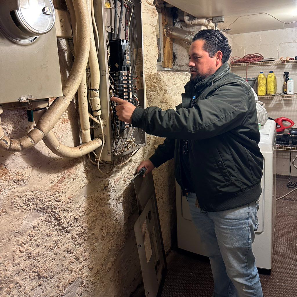 Ruben, electrical technician