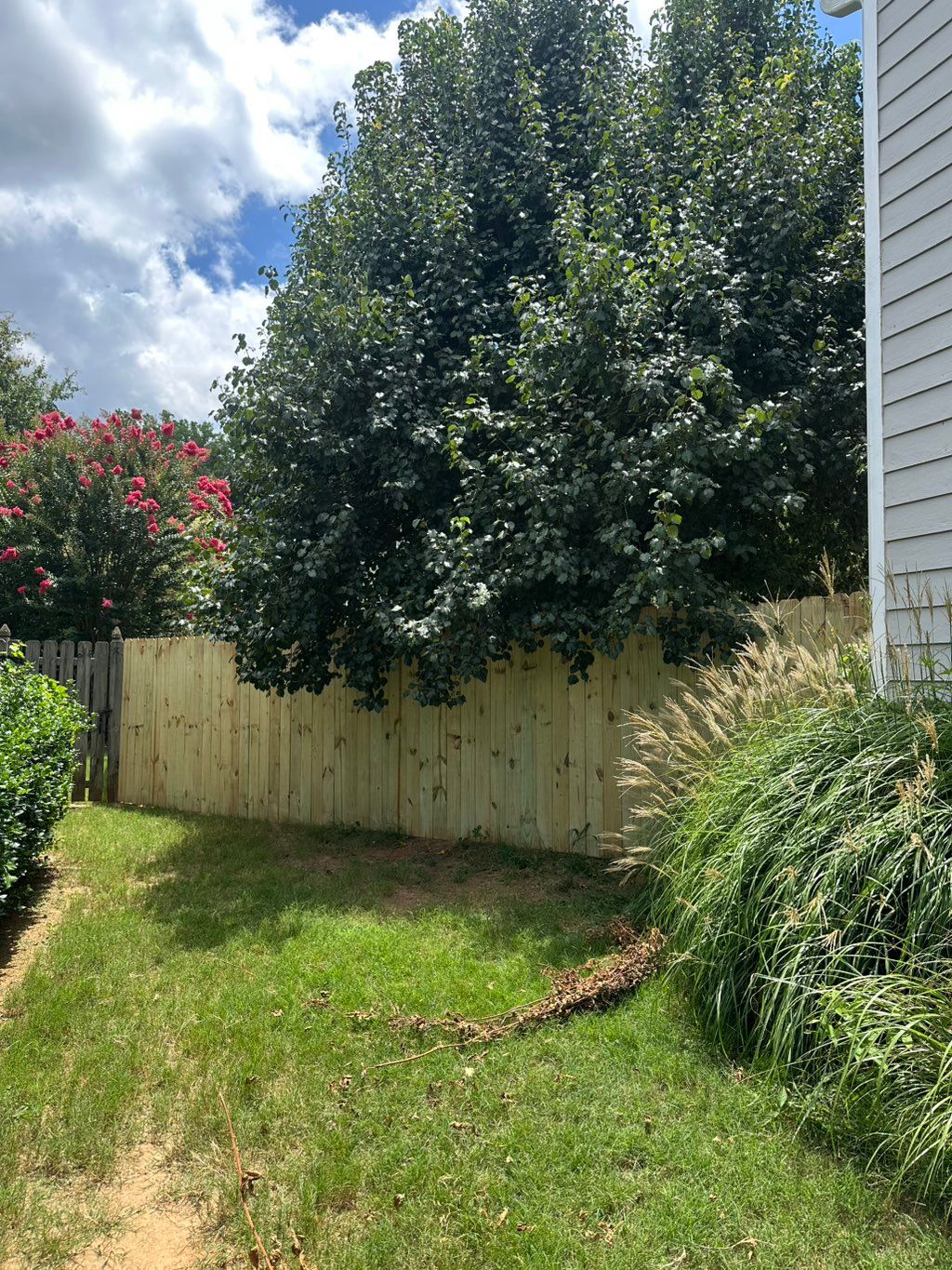 Dog ear fence