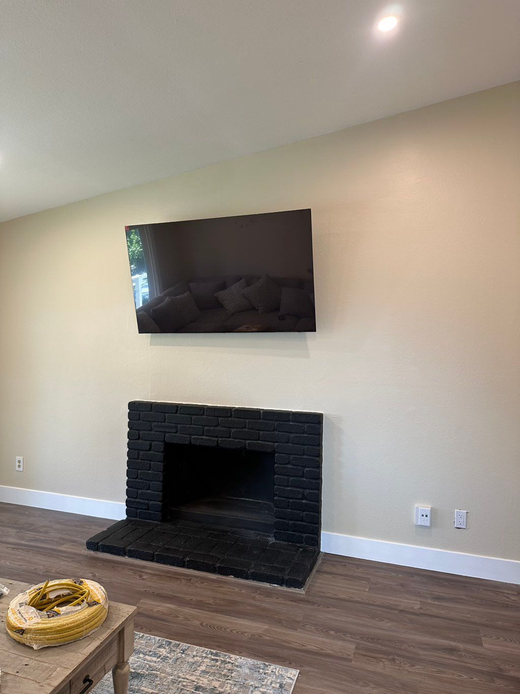 Tv mounted and leveled to perfection!