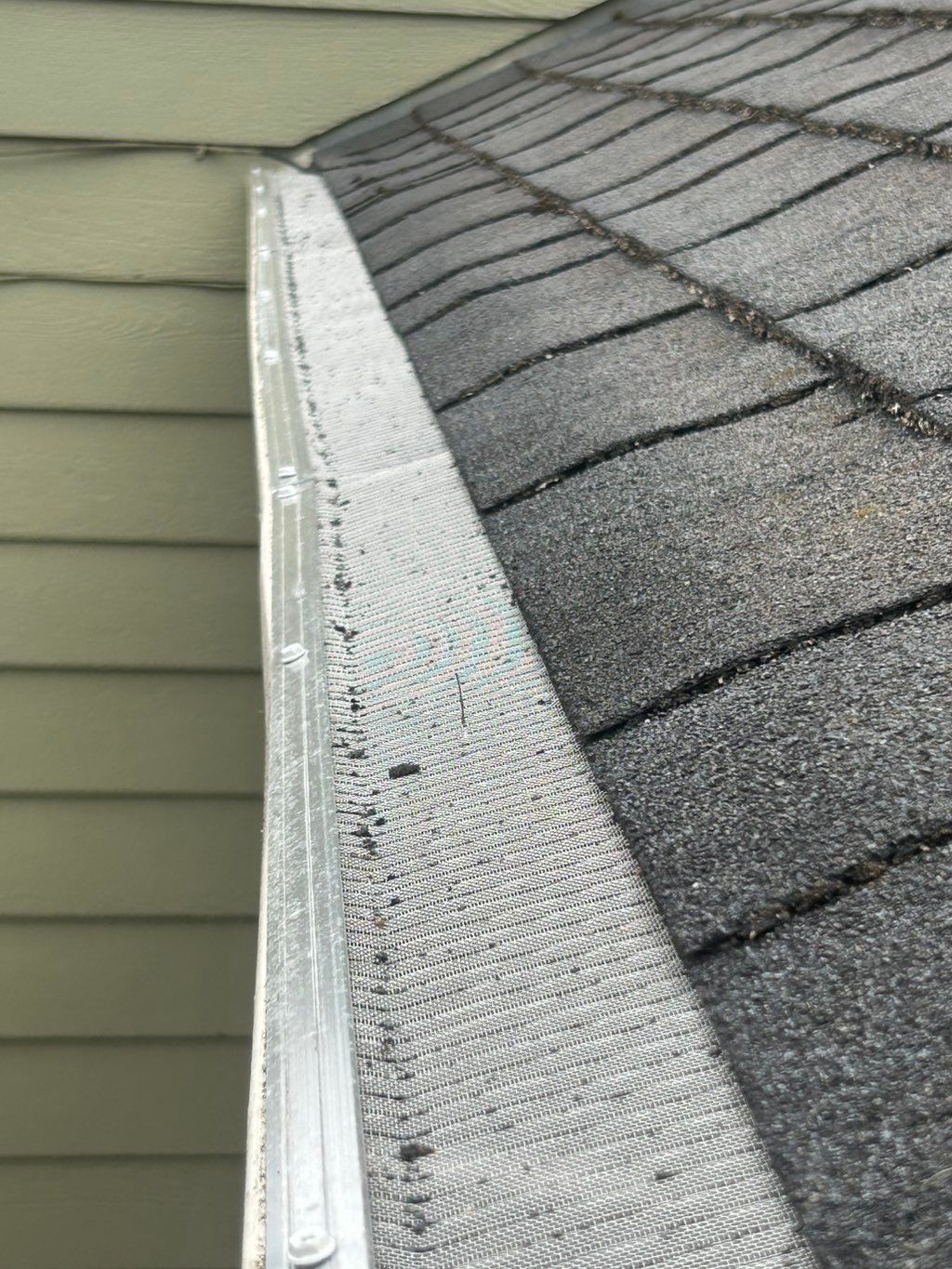 Stainless Micro Mesh Gutter guards install