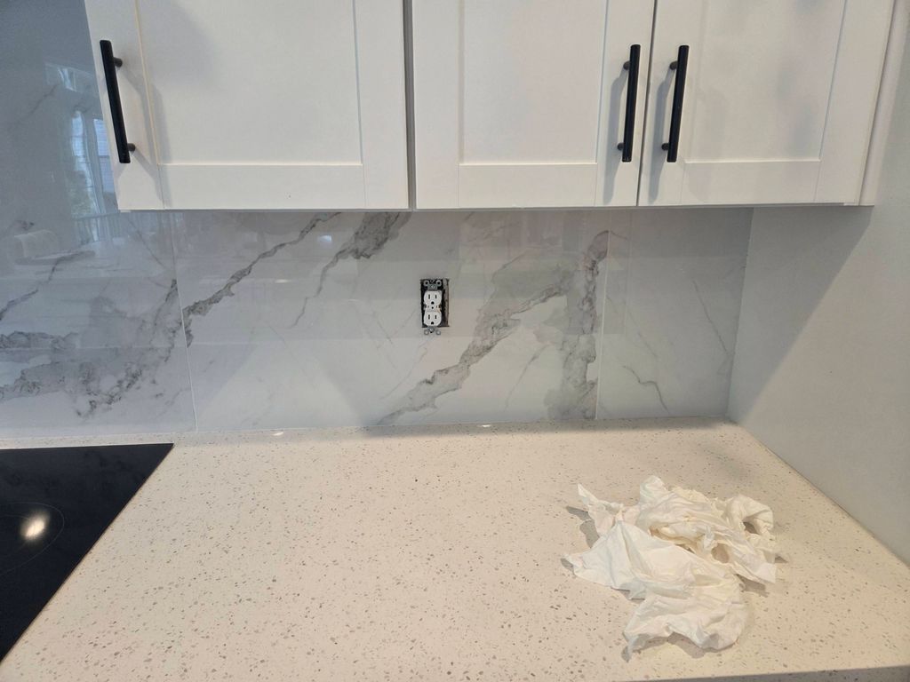 Porcelain tile 32" X 32" tile for kitchen backspla