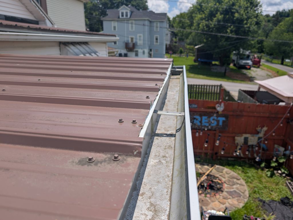 fixing roofing liks (before)