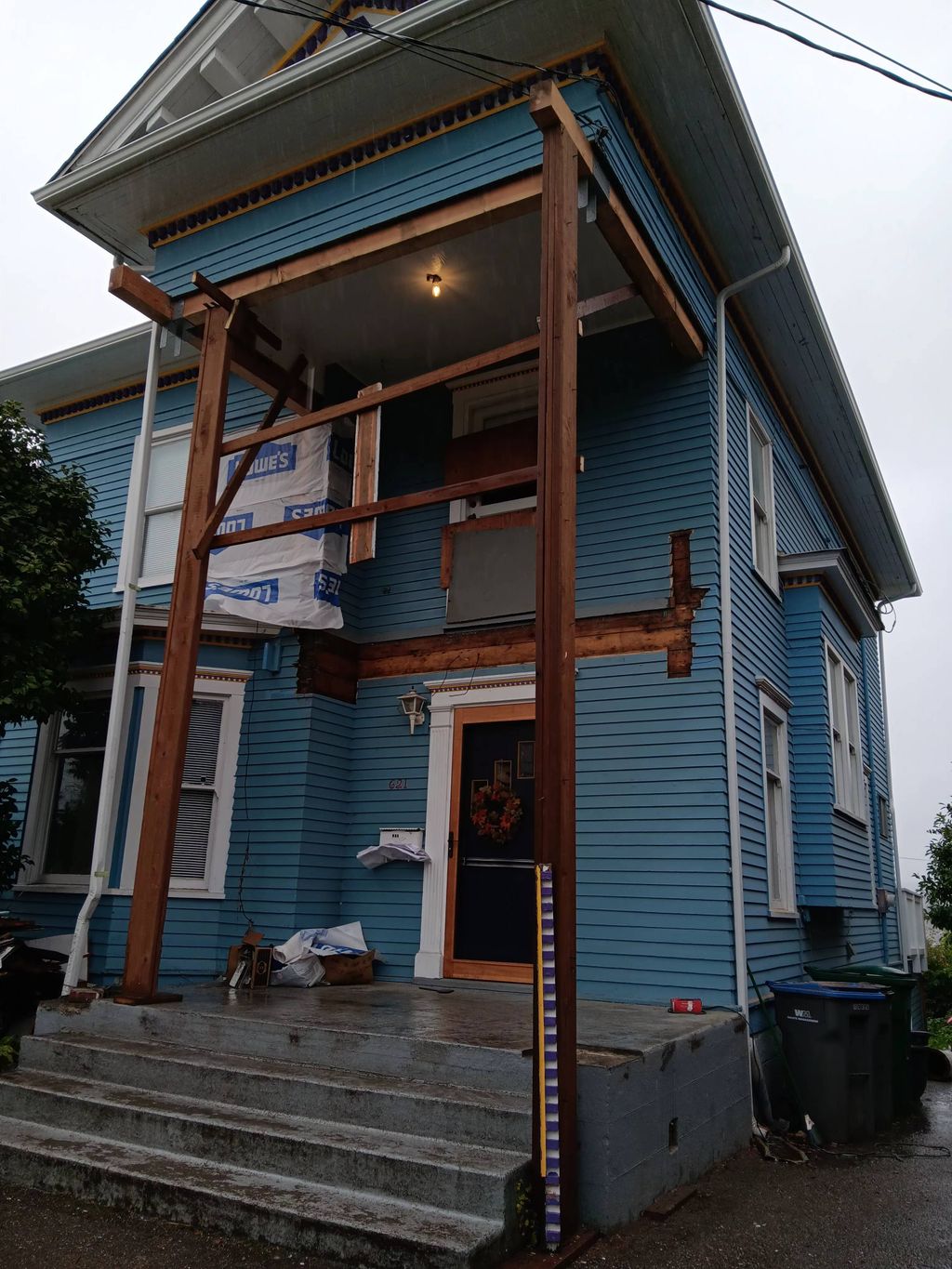 start working to remodeling this porch  demolition
