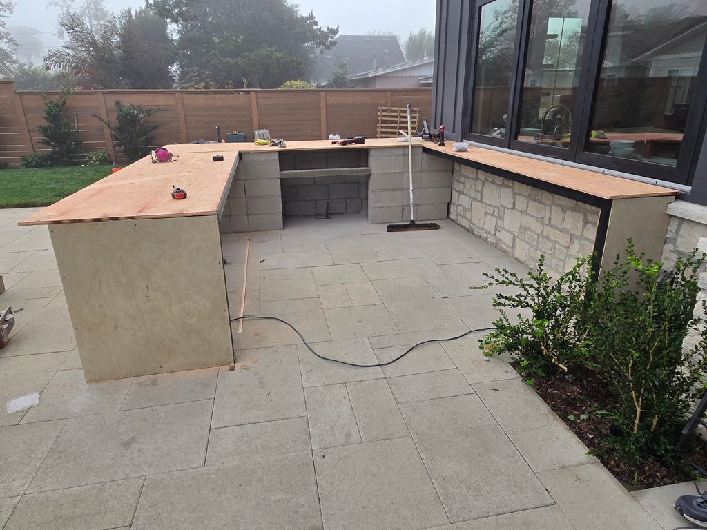 BBQ Area 1 of 3