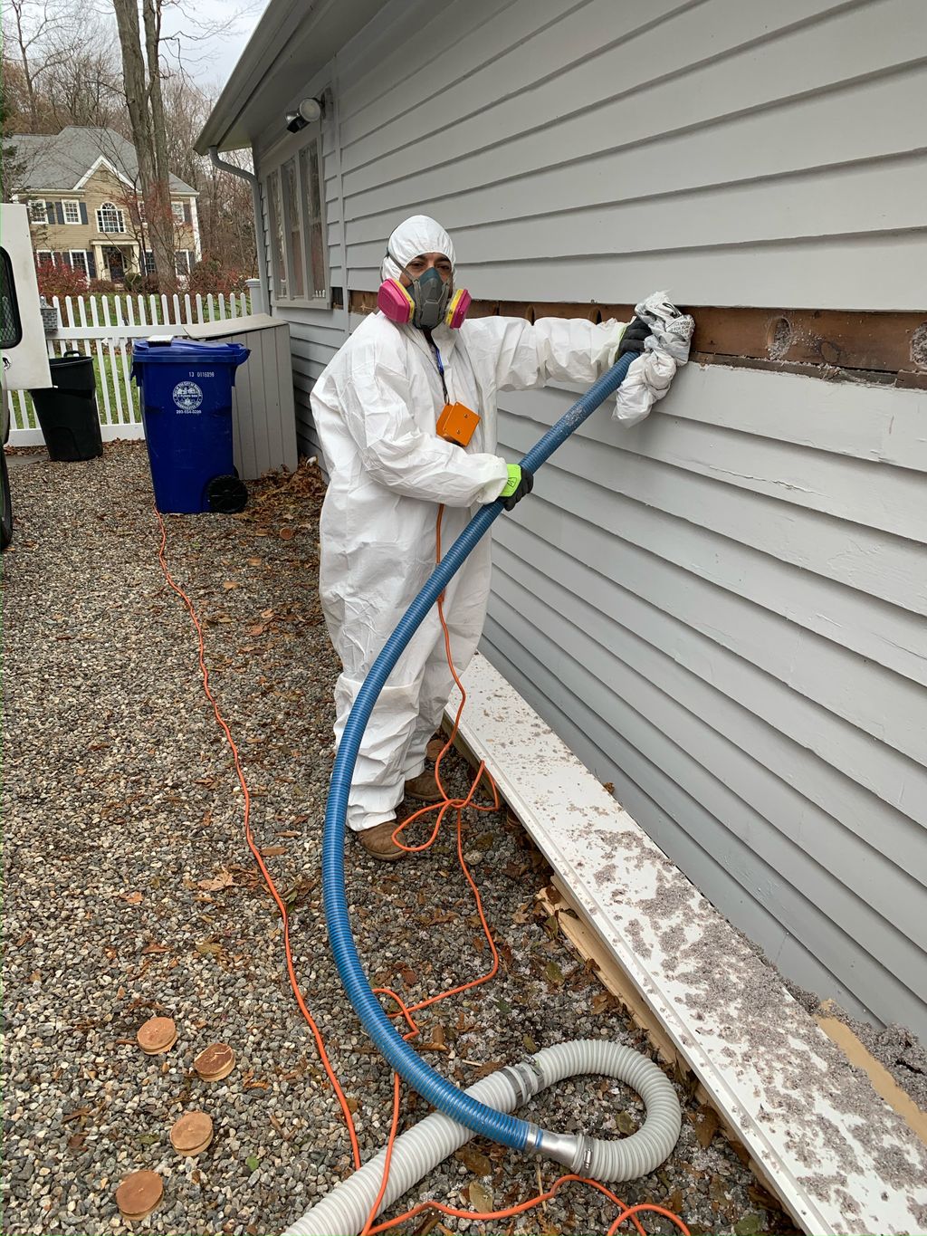 Blowing insulation