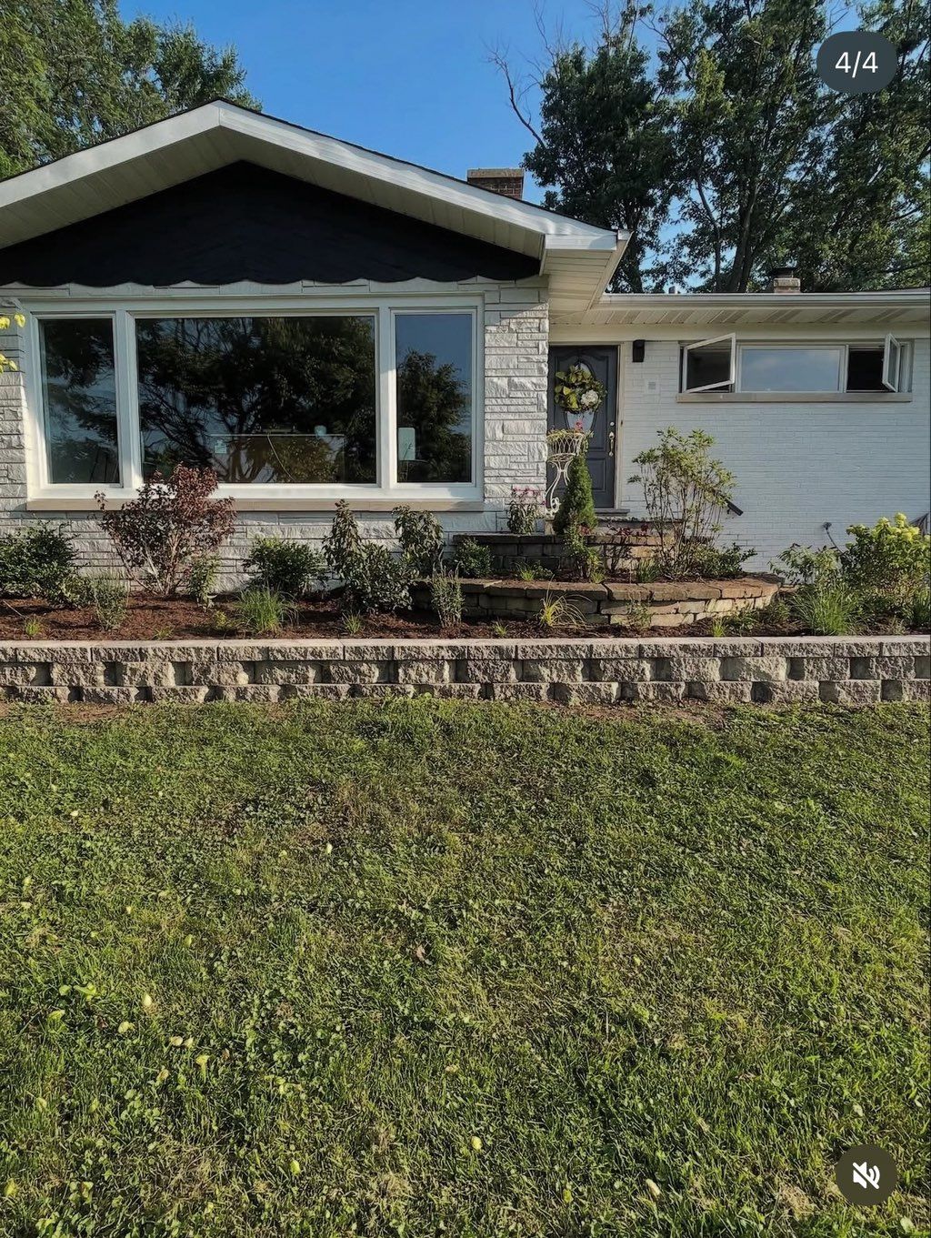 Retaining wall and landscape 