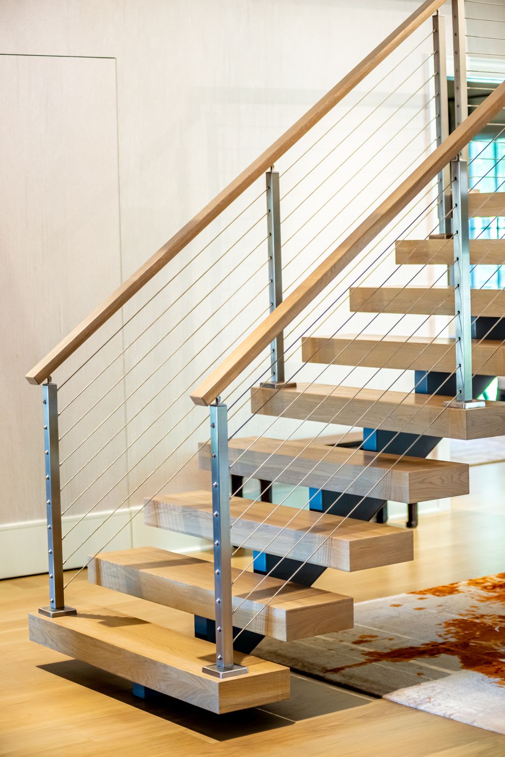 Monobeam stair with cable railing system
