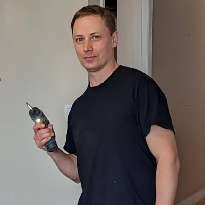 Avatar for Valentin Handyman