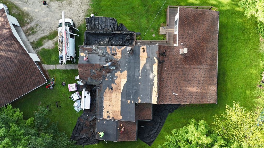shingle roof tearoff 