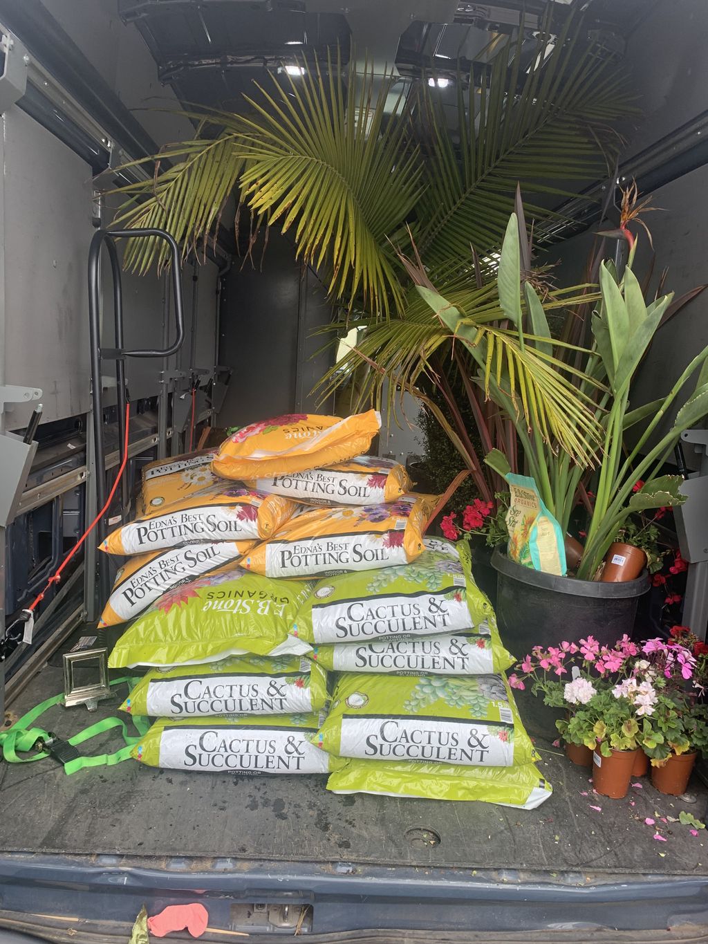 Transporting Plants and soil 