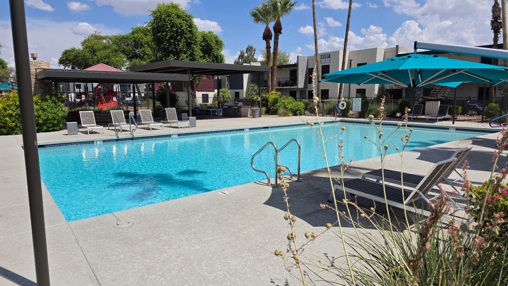 Clean Pools! Clear Services! 