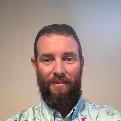 Avatar for Ben Lynch picture hanging services