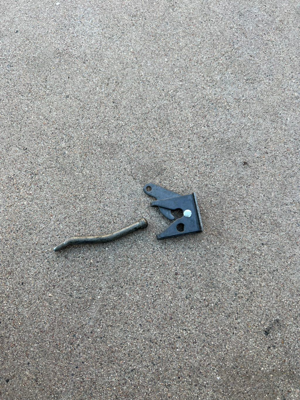 Weld on latch 