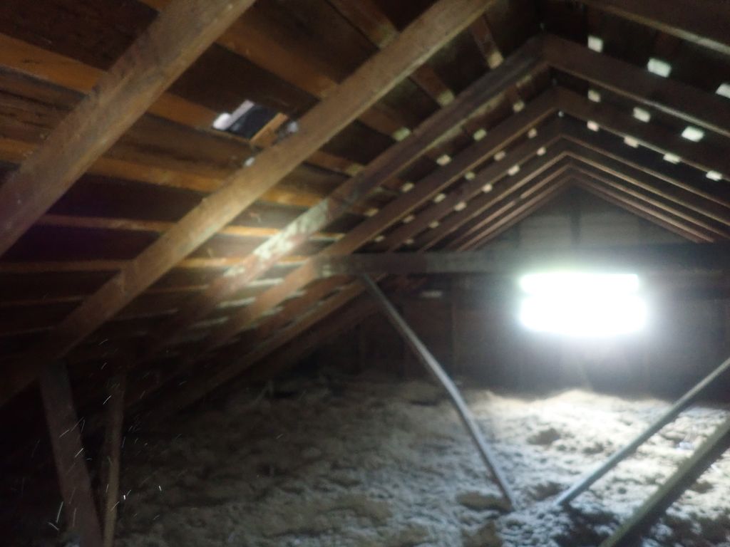 Missing adequate support with missing ridge beam