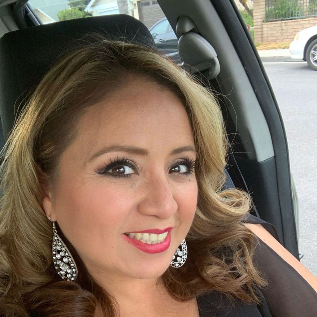 GM Notary Now- Bilingual Wedding Officiants