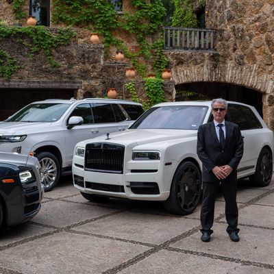 Avatar for iExotic - Houston Chauffeur & Car Rental