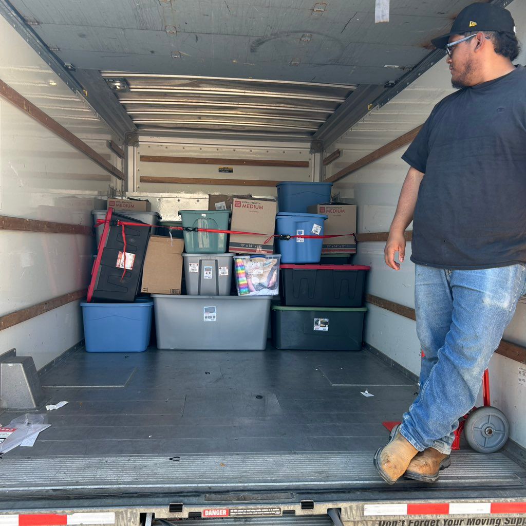 Peso and Pals moving llc