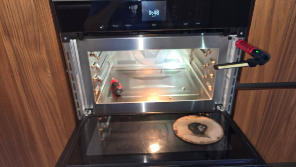 Miele Microwave — the magnetron didn’t just die, i