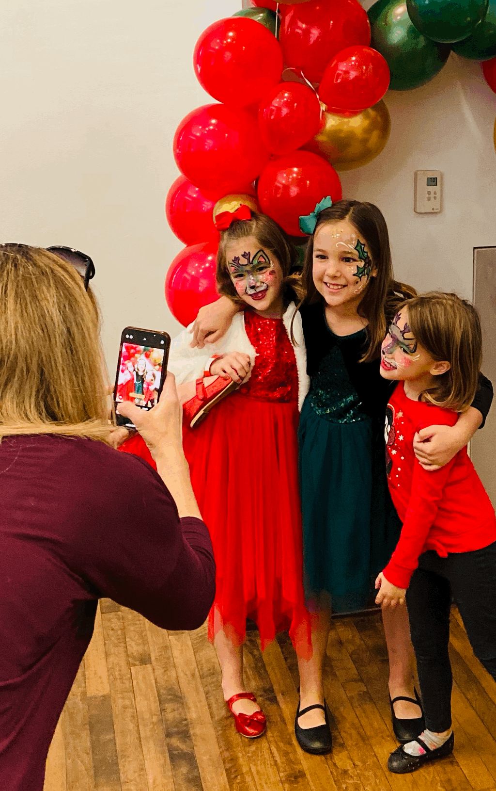 Christmas Party Balloon Decor