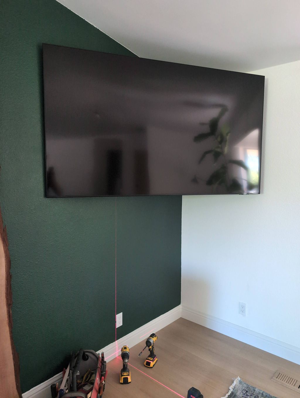 TV mount