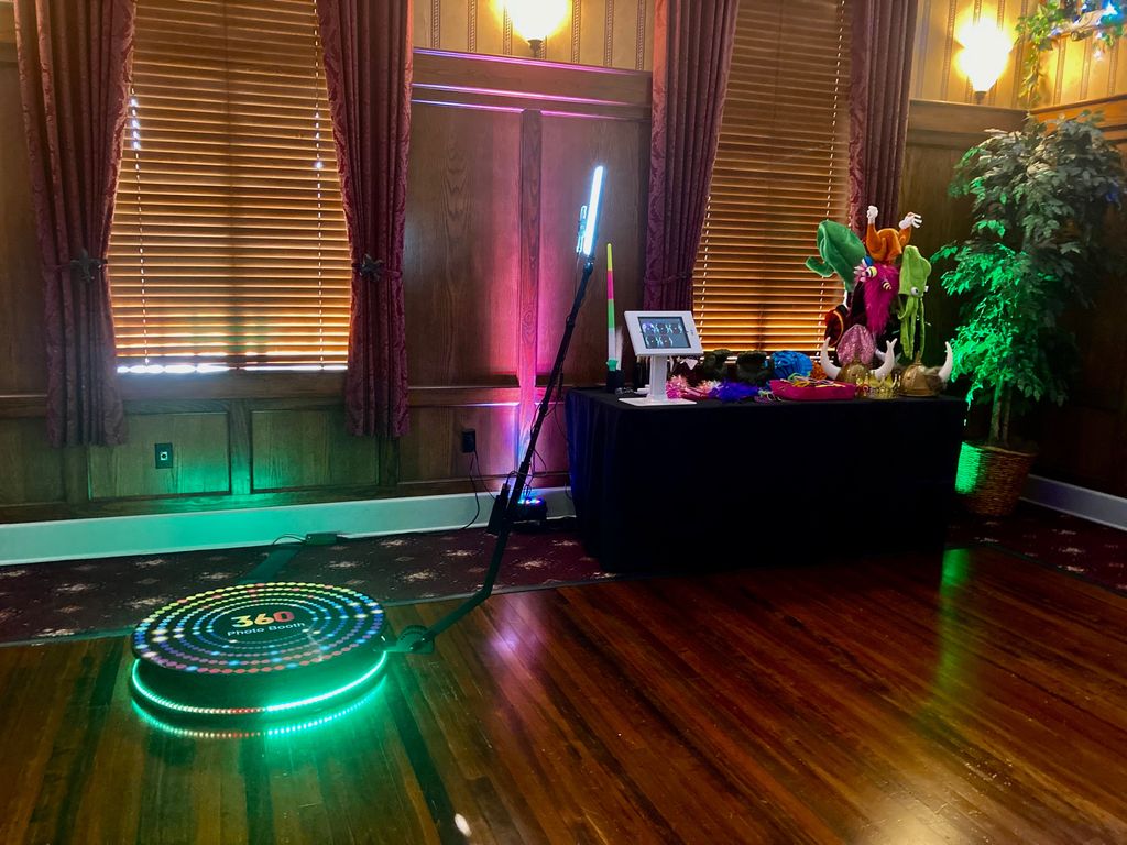 360 Booth setup in Vero Beach