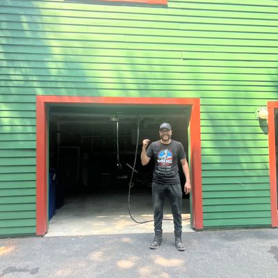 Avatar for Alpha Haul & Junk Removal