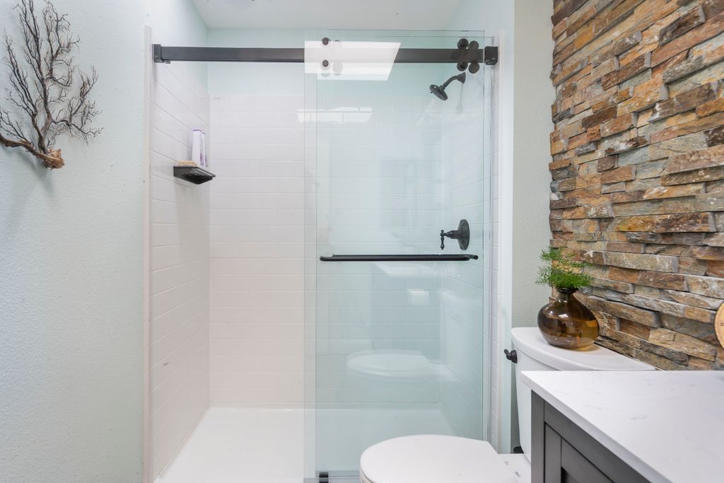 Walk in shower 