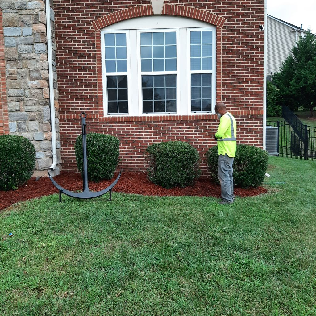 Jonathan mulching