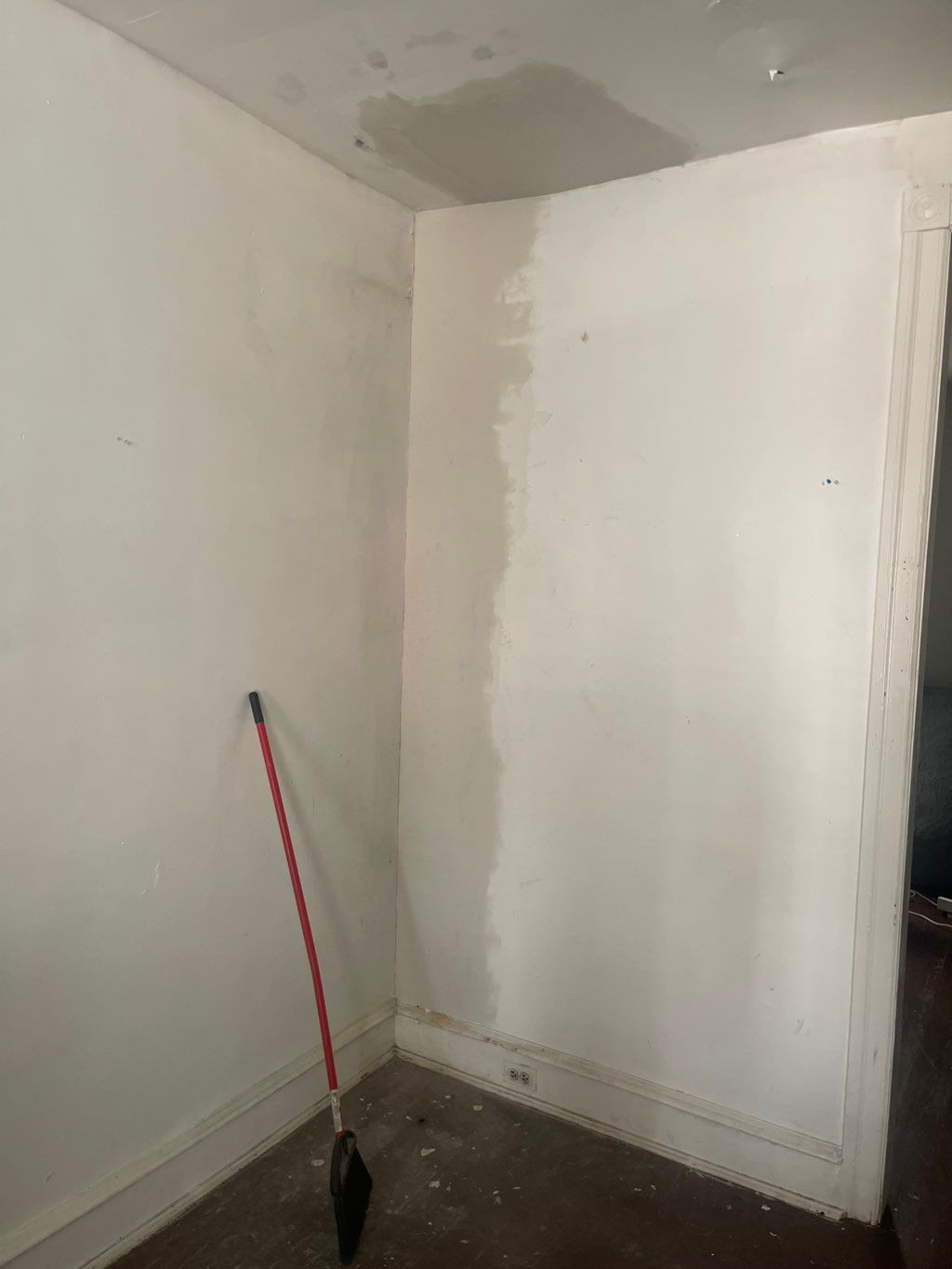 Finish drywall repair job