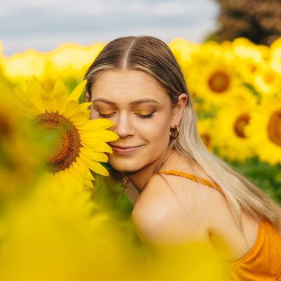 Avatar for Moonstone Hippy Yoga, Mindfulness, and Coaching